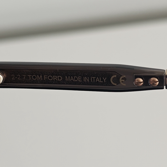 TOMFORD Sunglasses - Picture 6 of 7